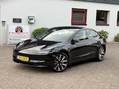 Tesla Model 3 - Longe Range RWD 78 KWH/ Glascoating/ Afneembare trekhaak/ 19 Inch velgen/ December 2025/ 1