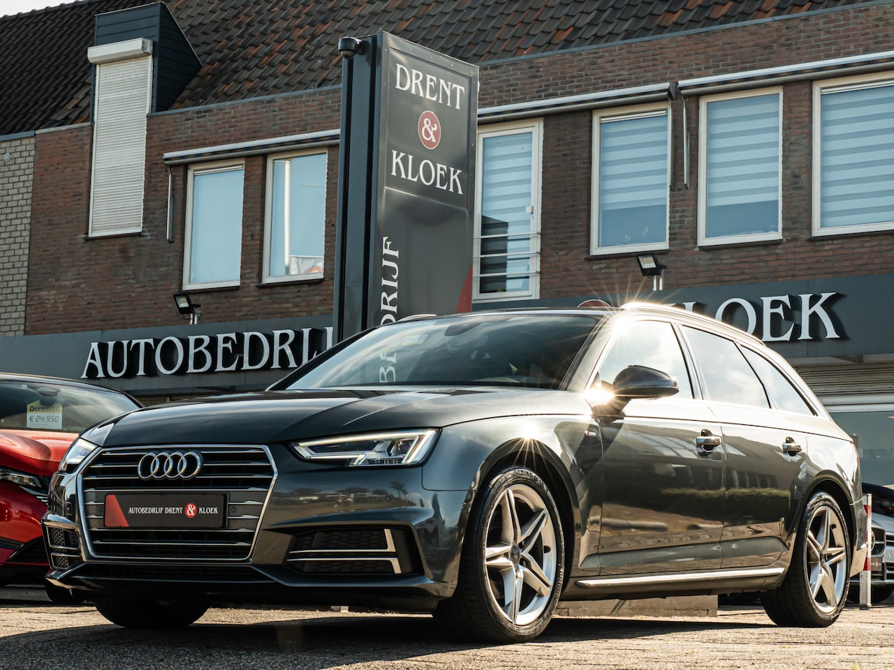 Audi A4 Avant - 2.0 TFSI MHEV Sport S line PANO STOELVERW PRIVACY GLASS 18 INCH DODEHOEK - AutoWereld.nl