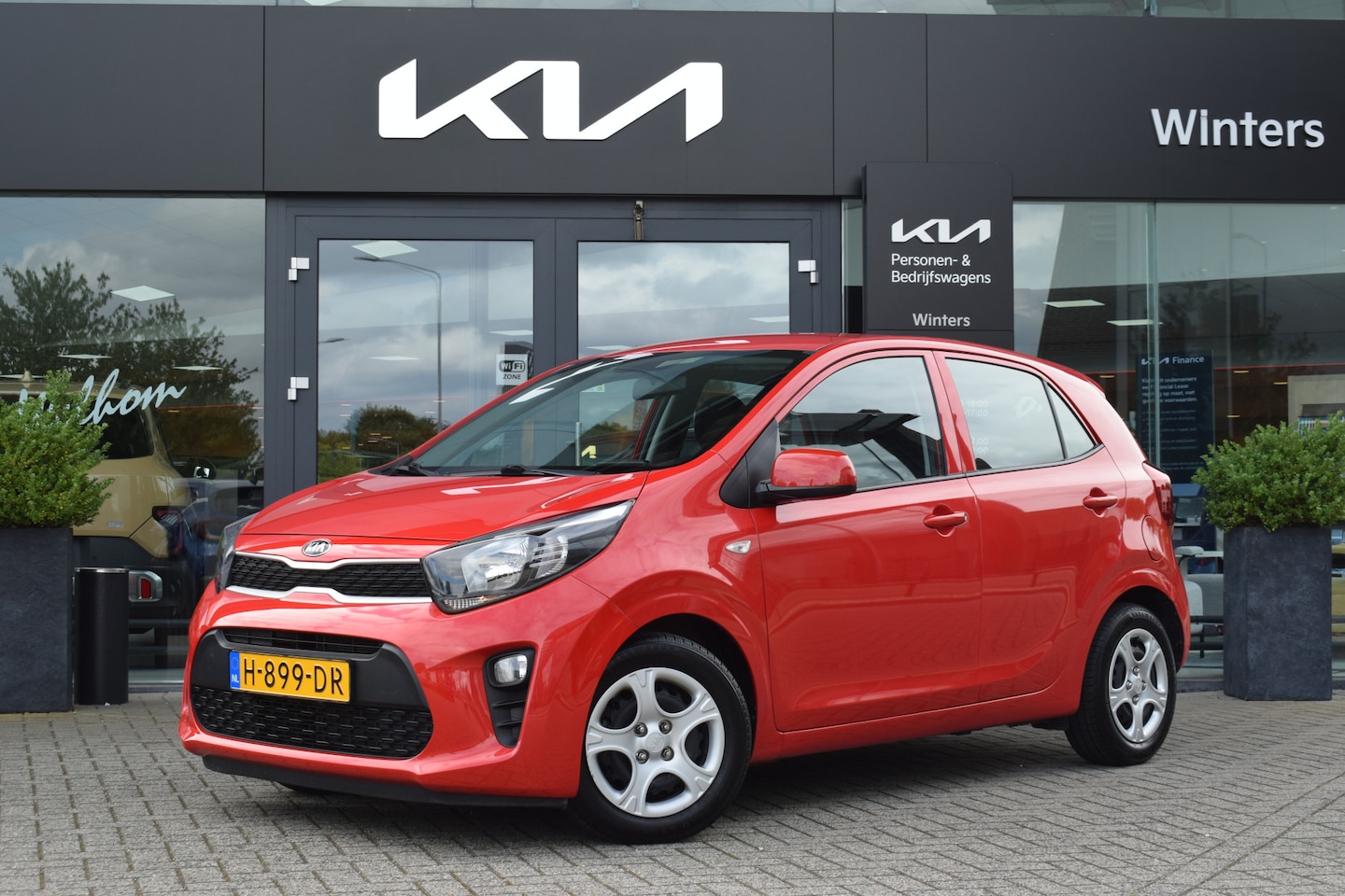 Kia Picanto - 1.0 MPi ComfortPlusLine | Airco | Apple Carplay & Android auto | Camera | Elektrische rame - AutoWereld.nl