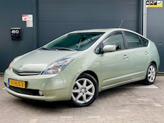Toyota Prius - 1.5 VVT-i Tech Edition NAP CAMERA CLIMA KEYLESS ENTRY NAVI CRUISE BLUETOOTH