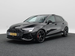 Audi A3 Sportback - 2.5 TFSi RS 3 quattro 400 Pk Automaat | Stoelverwarming | Adaptive cruise | Panorama dak |