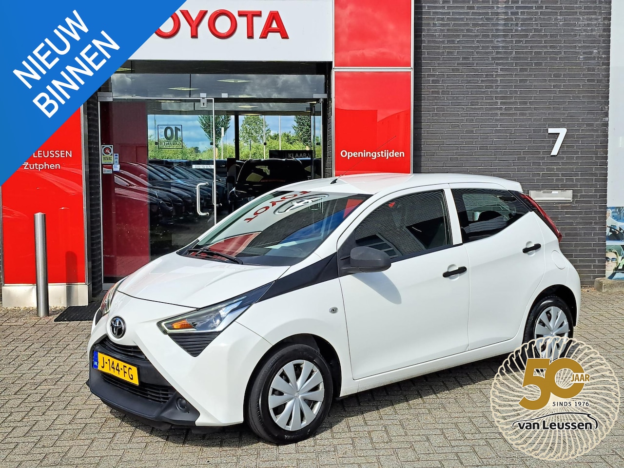 Toyota Aygo X - X-Fun BLUETOOTH AIRCO AUDIO-STUURWIELBED. SPEEDLIMITER - AutoWereld.nl