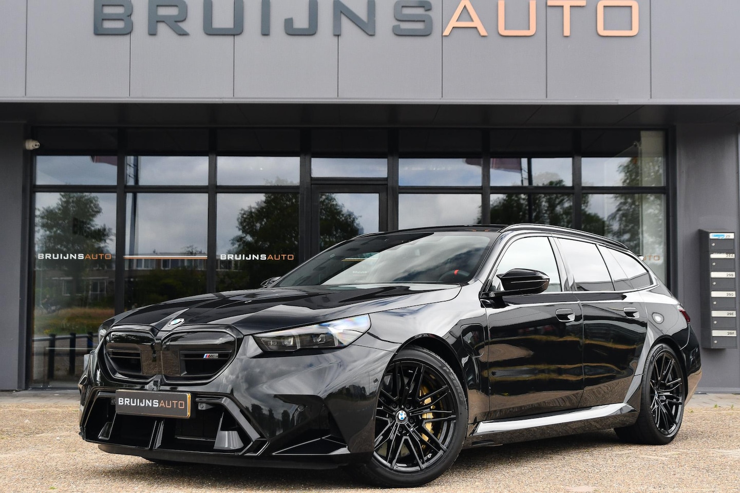 BMW 5-serie Touring - M5 |M-Drivers|Keramisch|NLauto|BTW| - AutoWereld.nl
