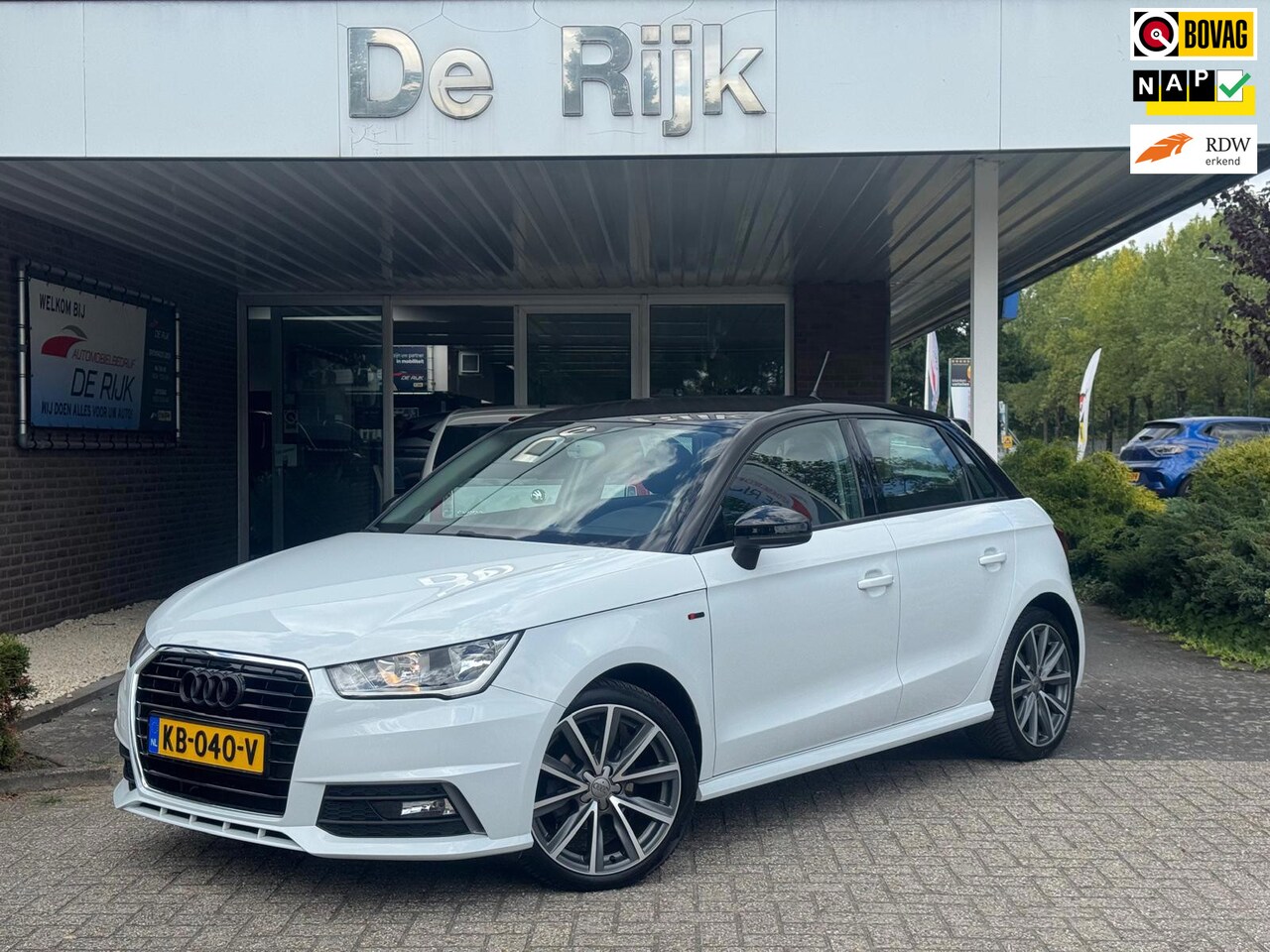 Audi A1 Sportback - 1.0 TFSI Adrenalin | Navi, Cruise, Parkeersens., Bluetooth, Airco, NAP | Dealeronderhouden - AutoWereld.nl