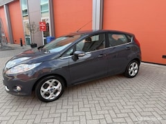 Ford Fiesta - 1.25 Titanium 5 DRS -KM NAP-AIRCO-LM -APK