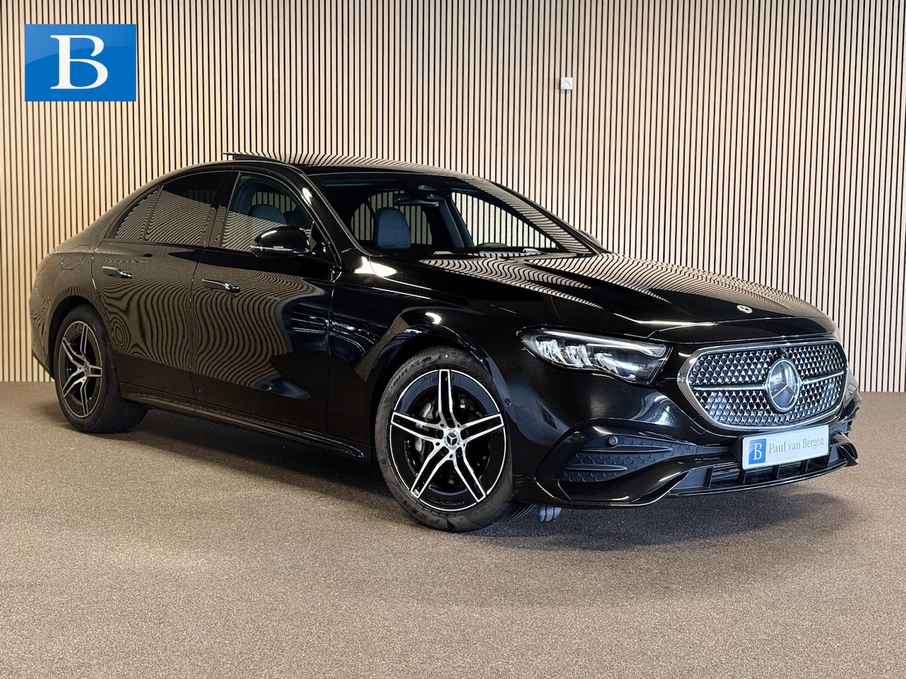 Mercedes-Benz E-klasse - 220D AMG STYLING-PANORAMADAK-NIGHT PAKKET-DISTRONIC-DODEHOEK-COMPLEET - AutoWereld.nl
