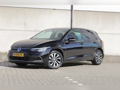 Volkswagen Golf - 1.5 eTSI Style - automaat - acc - stoelverwarming