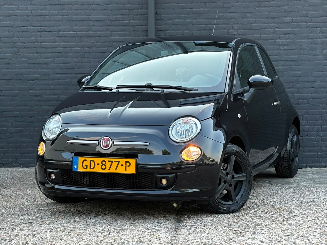 Fiat 500 - 0.9 TwinAir Lounge LEDER | NAVI | ELEK RAMEN | AIRCO | NWE APK - AutoWereld.nl