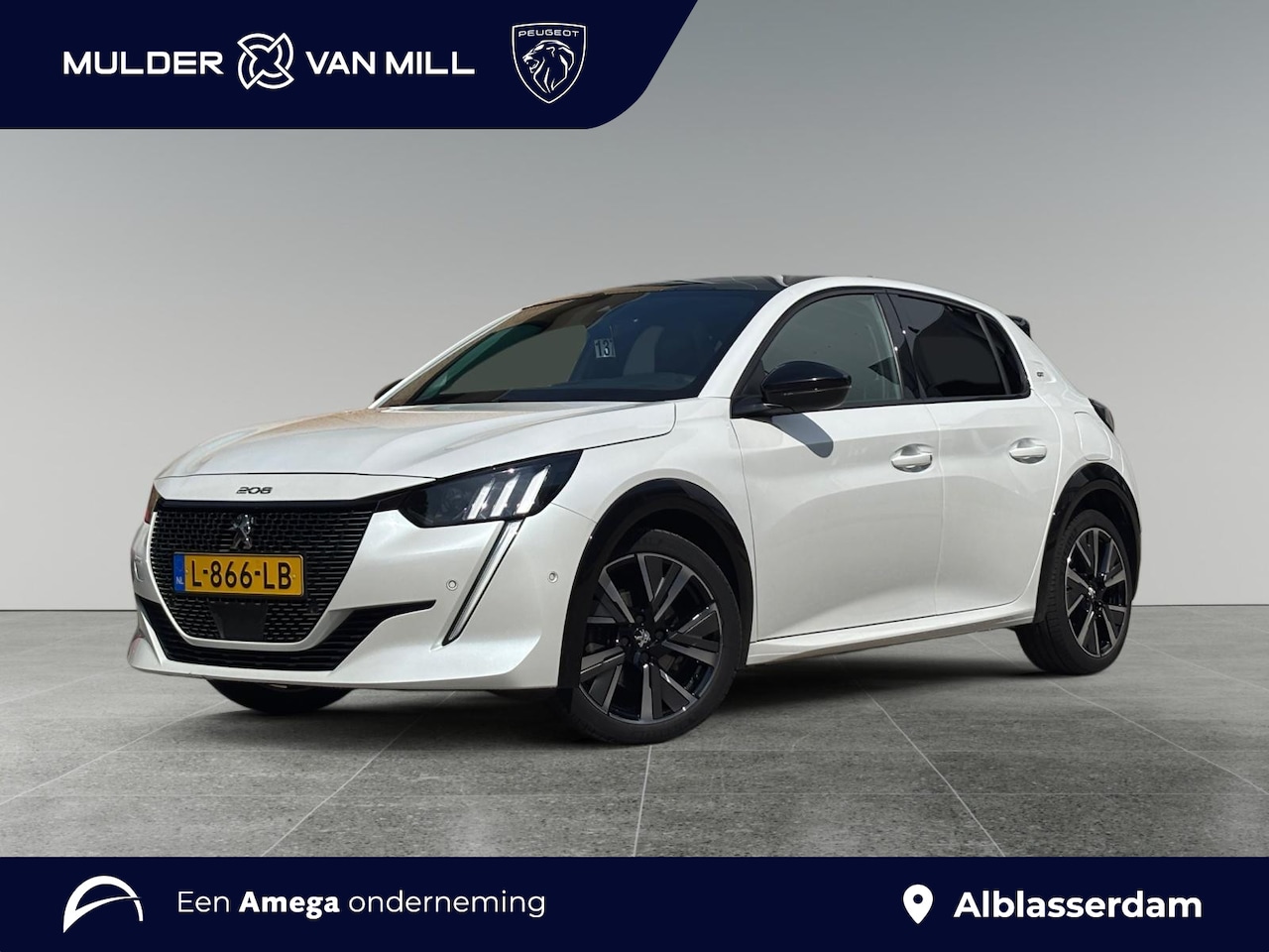 Peugeot 208 - GT 1.2 Turbo 100pk EAT8 | PANODAK | DODEHOEKBEW. | KEYLESS ENTRY | BLACK DIAMOND | NAVI | - AutoWereld.nl