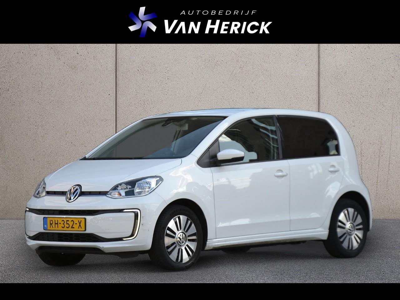 Volkswagen e-Up! - E-up! | Stoelverarming | Climate Control | Sfeerverlichting - AutoWereld.nl