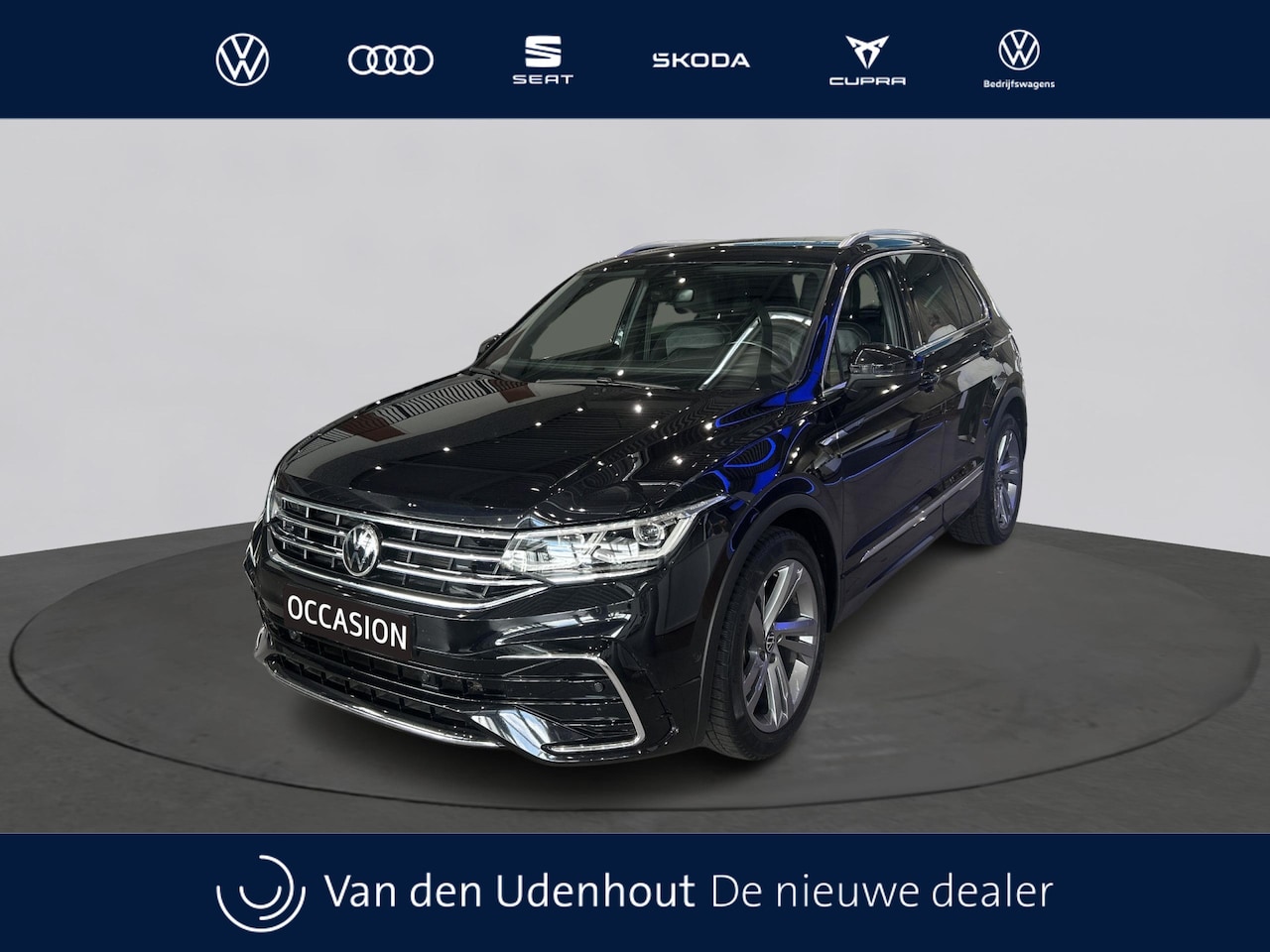 Volkswagen Tiguan - 1.5 TSI 150pk DSG R-Line Business+ | Panoramadak | Trekhaak | Stoelverwarming | Keyless - AutoWereld.nl