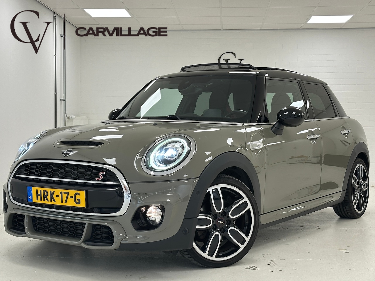 MINI 5-Deurs - 2.0 Cooper s JCW | Emerald Grey | Harman/Kardon | Yours interieur | - AutoWereld.nl