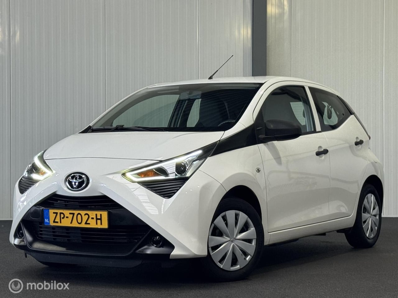 Toyota Aygo - 1.0 VVT-i x 5-deurs [ NL auto met NAP ] - AutoWereld.nl
