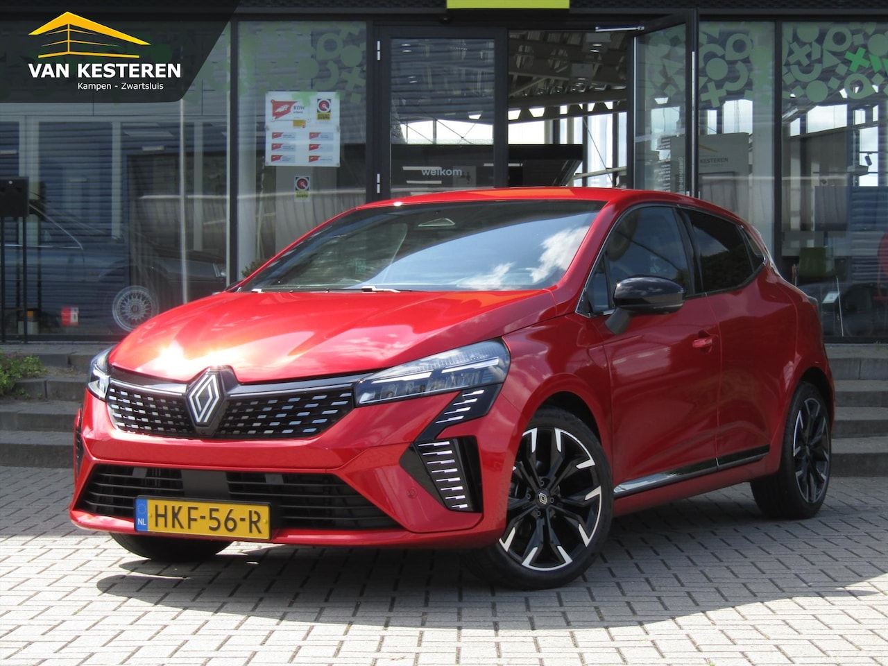 Renault Clio - Techno Premium / Navigatie / 360 Camera / Adaptive Cruise - Control / 1e eigenaar / Zeer C - AutoWereld.nl