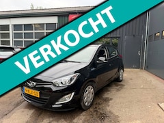 Hyundai i20 - 1.2i i-Deal