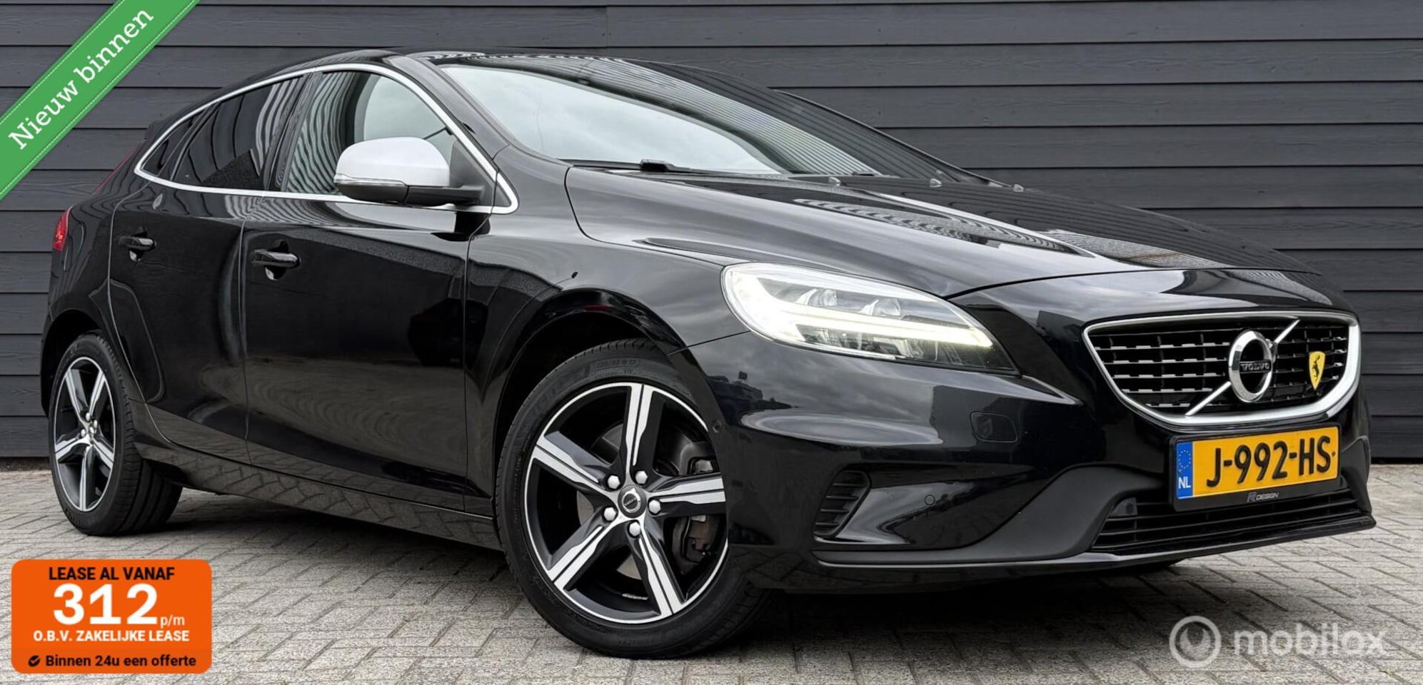 Volvo V40 - 1.5 T3 R-Design Automaat Pano.dak/Harman/Kardon/Winter - AutoWereld.nl