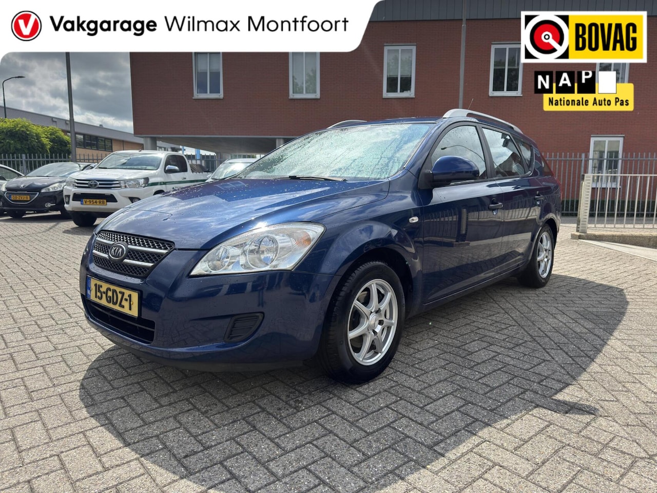 Kia Cee'd Sporty Wagon - 1.4 X-tra|Airco|Nieuwe APK|Trekhaak|Elek.spiegels|L.M velgen - AutoWereld.nl