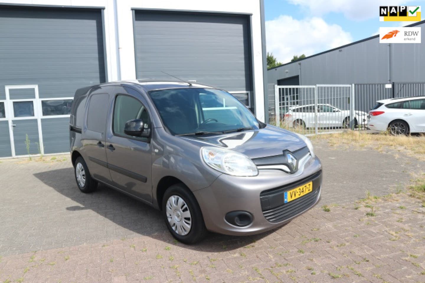 Renault Kangoo Express - 1.5 dCi 75 Express Générique Pro 1.5 dCi 75 Express Générique Pro AIRCO CRUISE - AutoWereld.nl