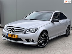 Mercedes-Benz C-klasse - 200 K AMG LINE PANO FULL OPTION FACELIFT LIGHTS ZEER NETJES APK NIEUW