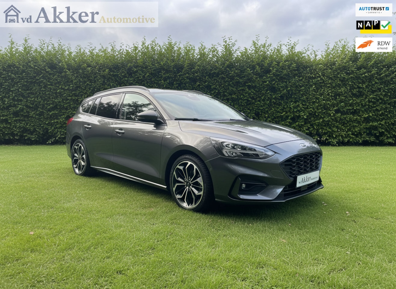 Ford Focus Wagon - 1.0 EcoBoost ST Line Business I Dealer ond I Camera I Park assist I Zeer netjes! - AutoWereld.nl