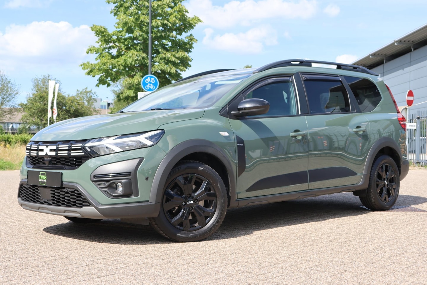Dacia Jogger - 1.0 TCe 100 ECO-G Extreme 7p. 1.0 TCe 100 ECO-G Extreme 7p. - AutoWereld.nl