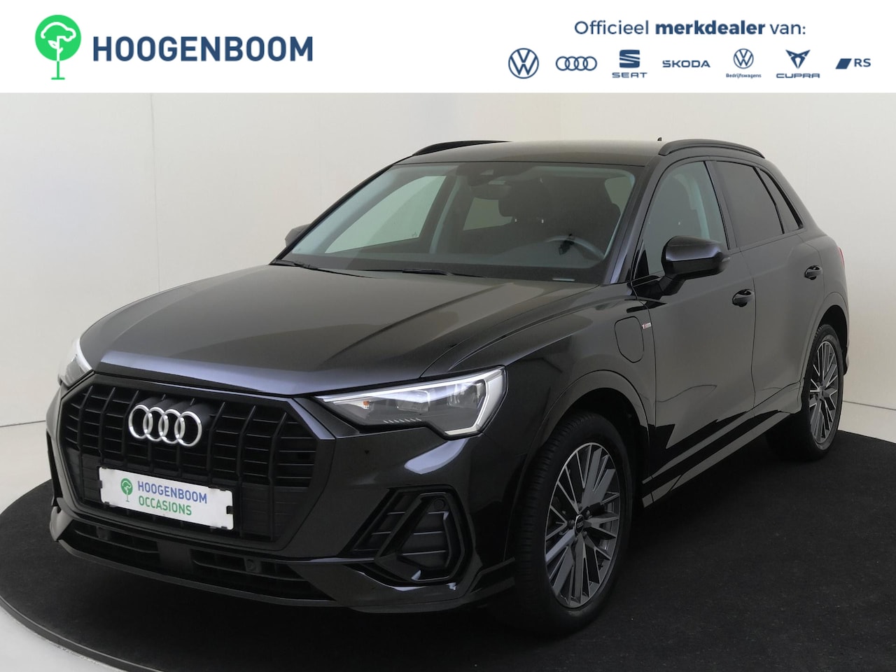 Audi Q3 - 45 TFSI e S edition | SoH 100% | Keyless | Stoelverwarming | Parkeersensoren voor en achte - AutoWereld.nl