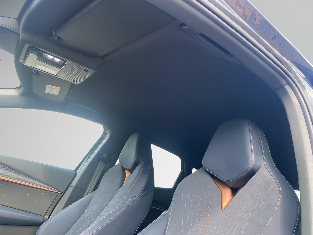 CUPRA Tavascan - Endurance 82 kWh | Sennheiser | 360 cam | Elec. stoelen | SOH 100% | - AutoWereld.nl