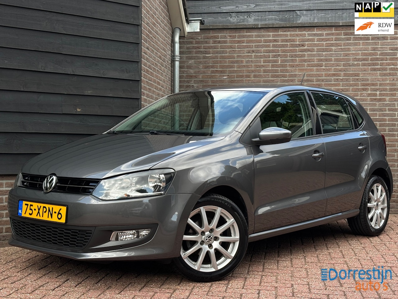 Volkswagen Polo - 1.2 TSI BlueMotion Comfort Edition | Airco | Cruise | 5-deurs | 16inch - AutoWereld.nl