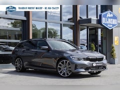 BMW 3-serie Touring - 330E xDrive Sportline|Stuur+stoelverwarming|Trekhaak|Shadow Line|Adaptive Cruise|