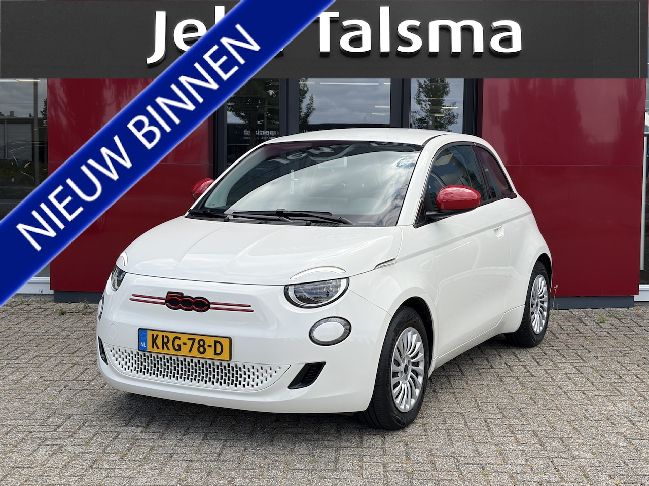 Fiat 500 - RED 24 kWh | Climate Control | Navigatie | Apple/Android CarPlay - AutoWereld.nl