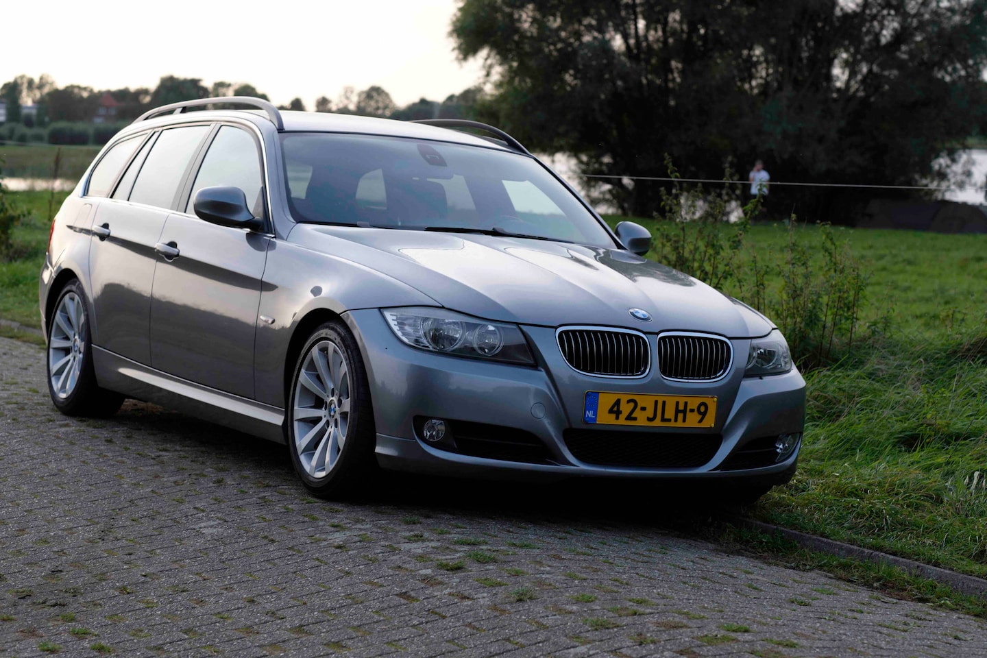 BMW 3-serie Touring - 325i Business Line Sportonderstel, sportstoelen - AutoWereld.nl