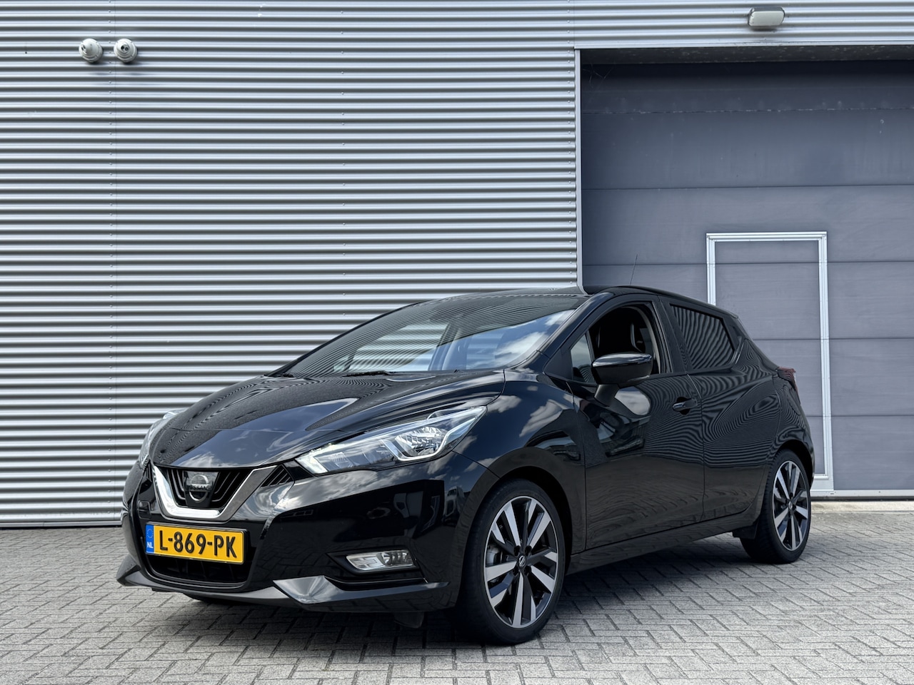 Nissan Micra - 1.0 IG-T N-Sport I Navi I Camera I Clima. I Cruise - AutoWereld.nl