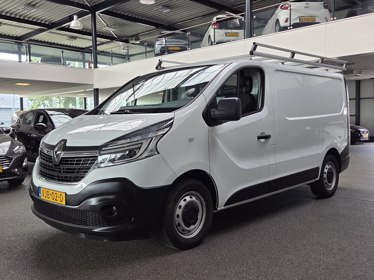 Renault Trafic - 2.0 dCi 120 T29 L1H1 Comfort 2.0 dCi 120 T29 L1H1 Comfort - AutoWereld.nl