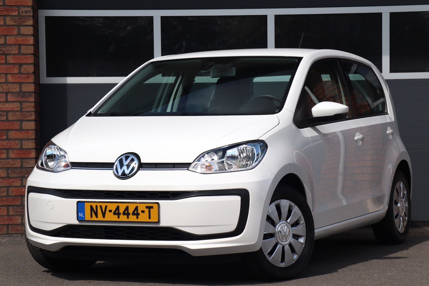 Volkswagen Up! - 1.0 BMT move up! Cruise, Origineel Nederlands - AutoWereld.nl