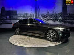 BMW 5-serie - 530e iPerformance High Executive *Schuifdak*HarmanKardon