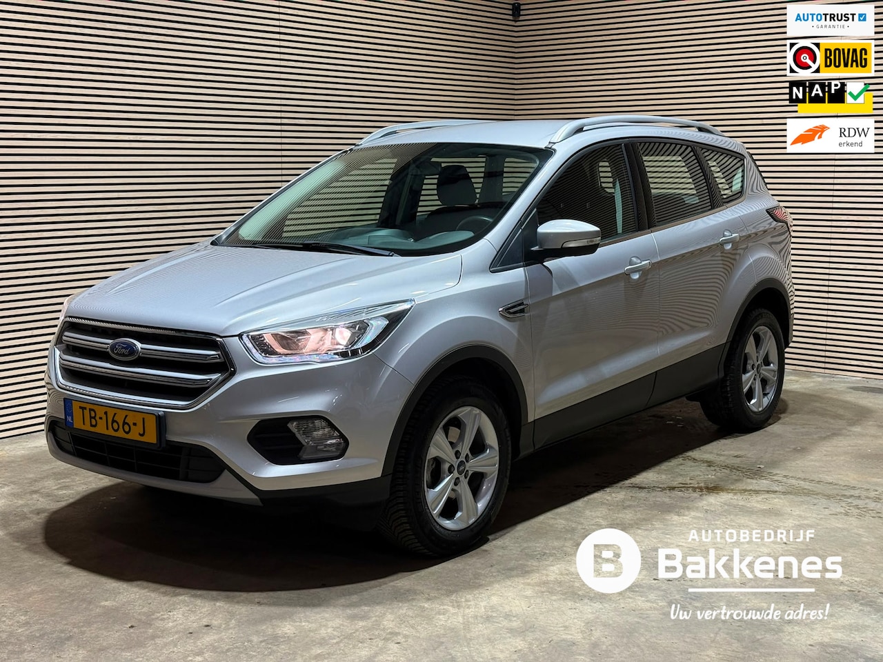 Ford Kuga - 1.5 EcoBoost | Trekhaak | Carplay | NAP - AutoWereld.nl
