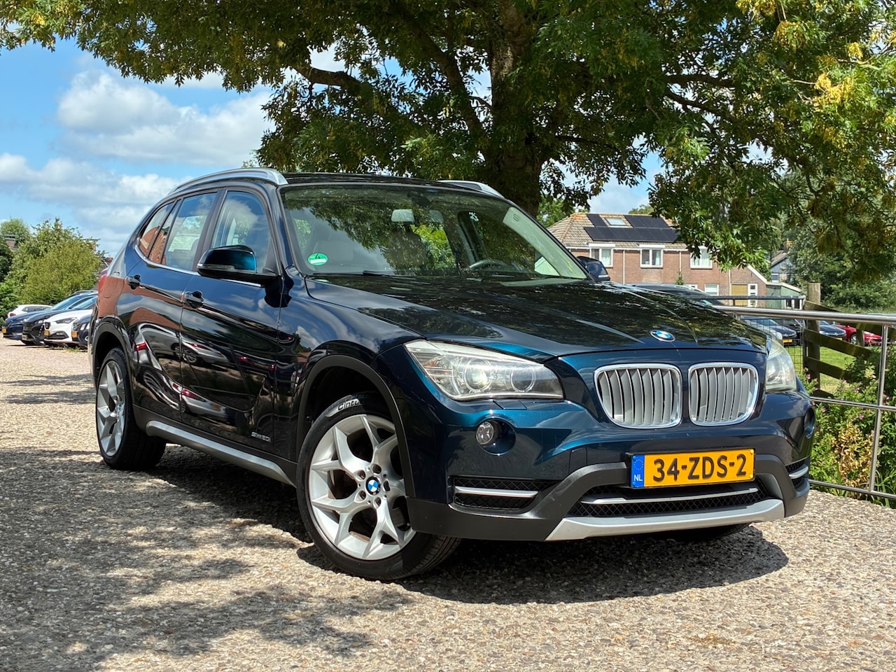 BMW X1 - SDrive20i Upgrade Edition | Navi + Leder + Cruise Nu € 9.975,-!!! - AutoWereld.nl