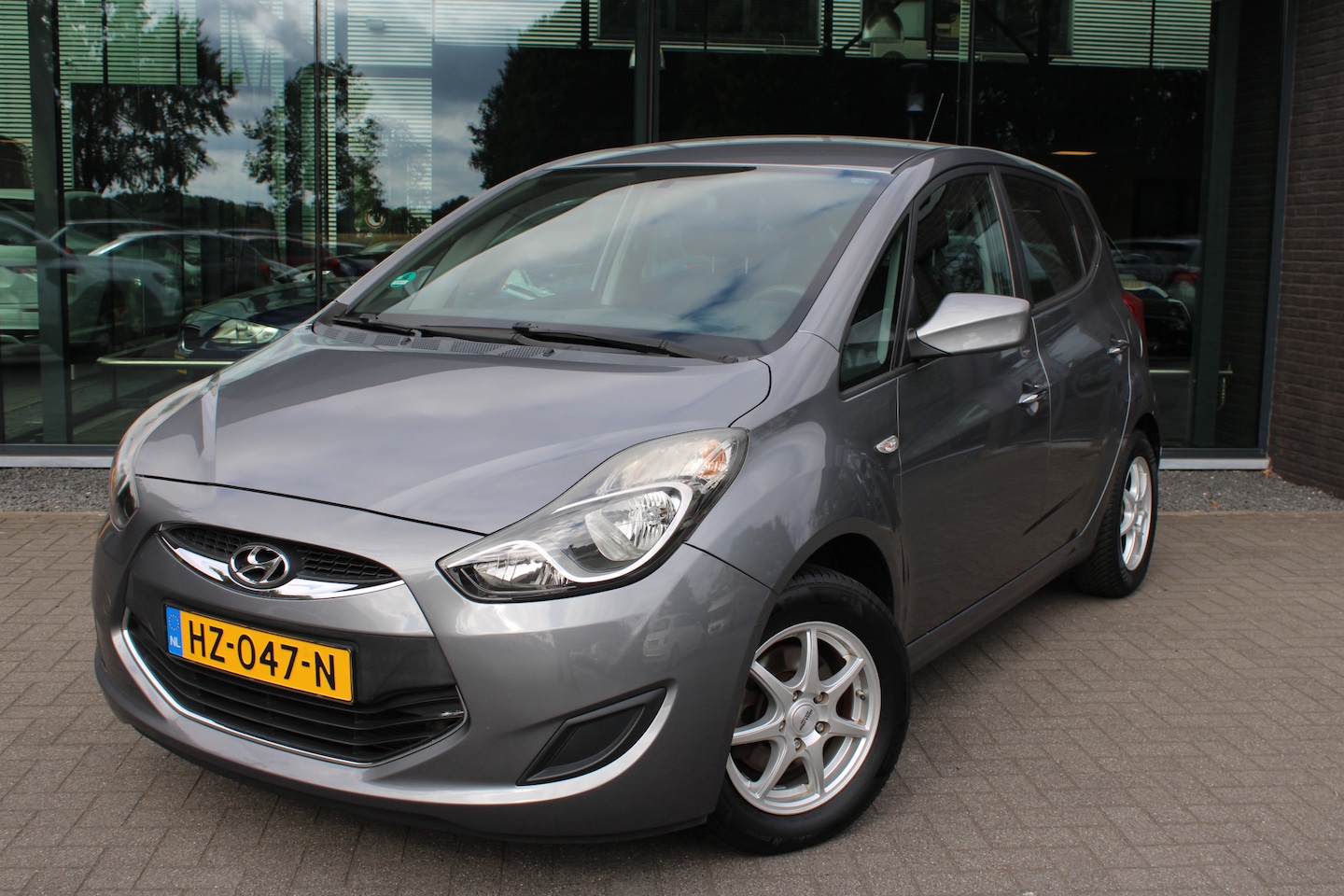 Hyundai ix20 - 1.4i i-Drive trekhaak, ,nieuwe banden - AutoWereld.nl