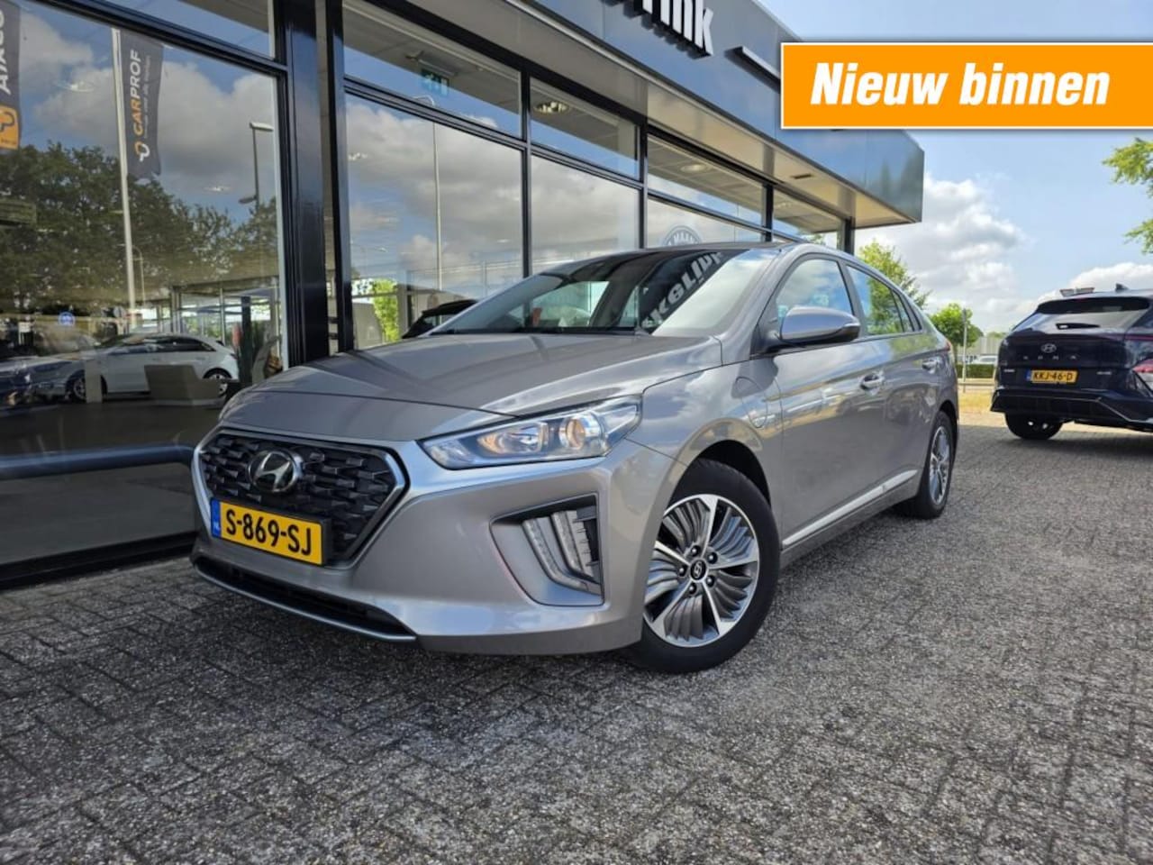 Hyundai IONIQ - 1.6 GDI PHEV COMFORT PLUG- IN + STOEL/STUURVERWARMING - AutoWereld.nl