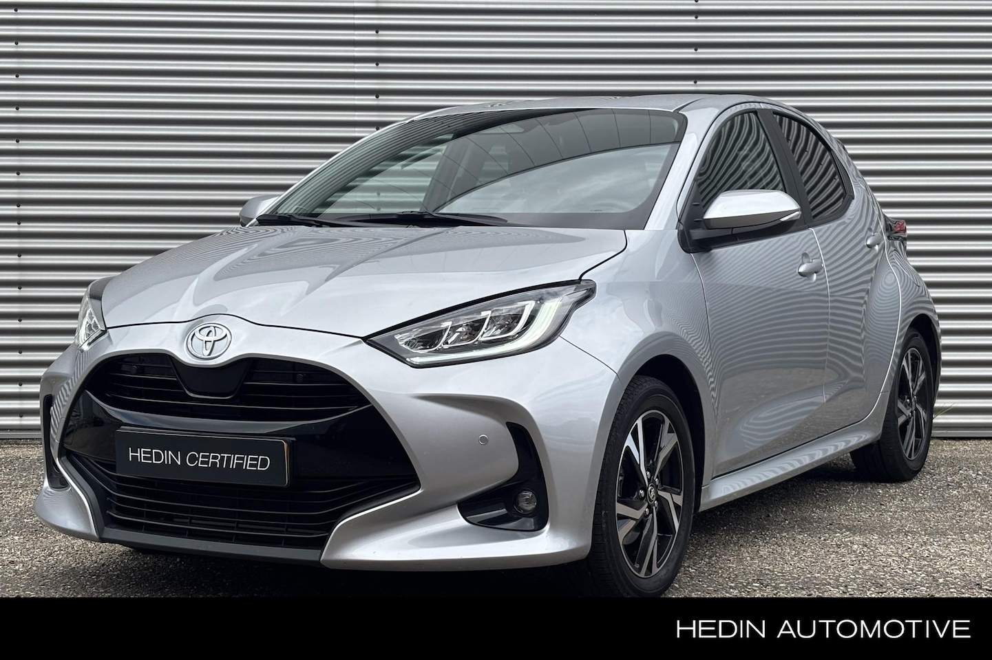 Toyota Yaris - 1.5 Hybrid 115 Dynamic / Nederlandse Auto / Adaptieve Cruise Control / Parkeercamera / Par - AutoWereld.nl