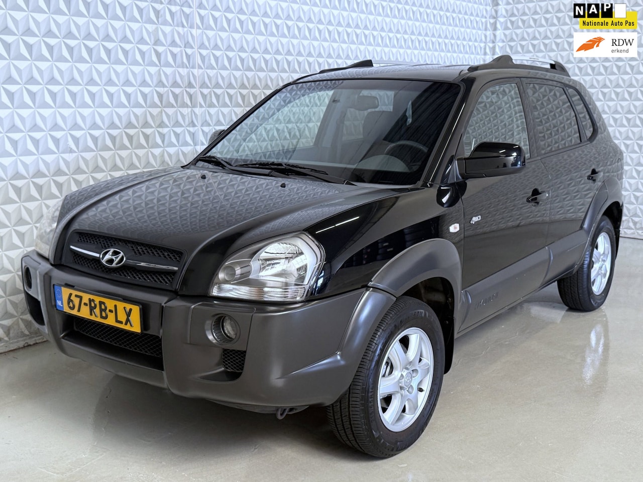 Hyundai Tucson - 2.7i V6 4WD Style AUTOMAAT *UNIEK!* 97.000km (2005) - AutoWereld.nl