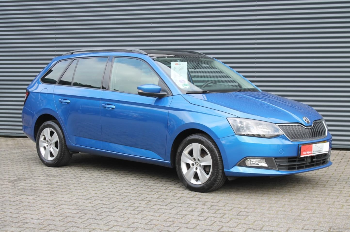 Skoda Fabia Combi - Combi 1.2 TSi Ambition Uitv. AIRCO - NAVIGATIE - PANORAMADAK - AutoWereld.nl