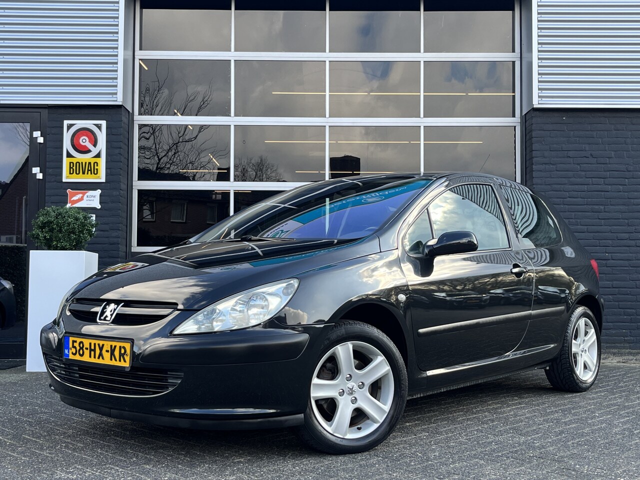 Peugeot 307 - 1.6-16V XSI 1.6-16V XSI, Airco, Radio, NAP, APK - AutoWereld.nl