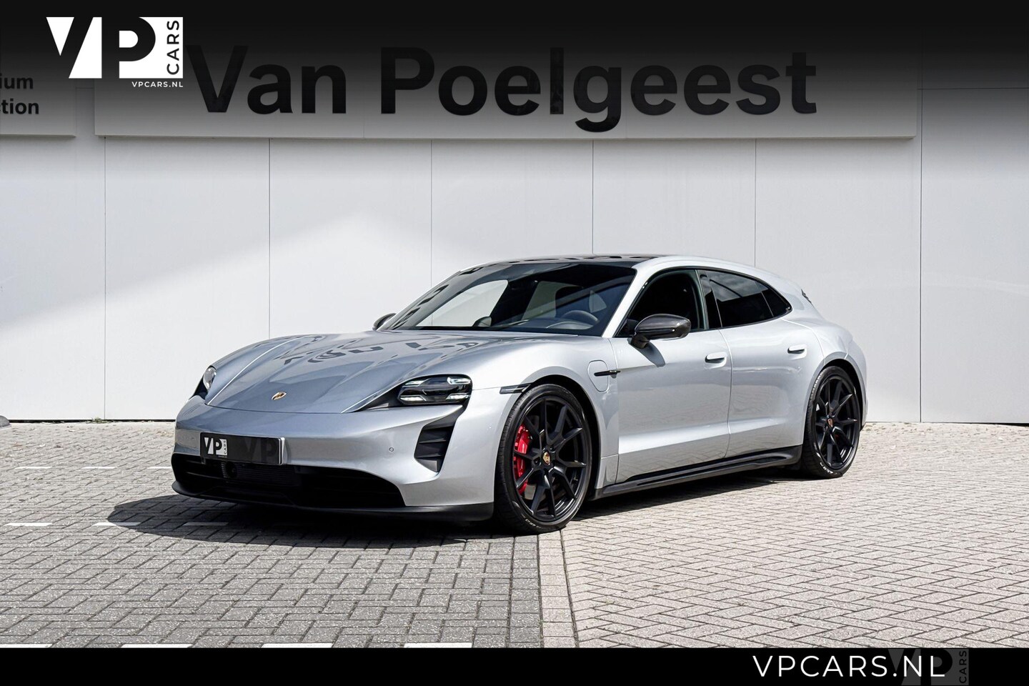Porsche Taycan Sport Turismo - GTS 93 kWh Sport Chrono | Bose sound system | Stoelen pakket - AutoWereld.nl
