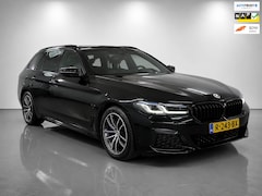 BMW 5-serie Touring - 530e M-SPORT PANO l H/K l SFEER l LED l CARPLAY l LEDER l ORG.NL l DEALER OH l 1e EIG l NA