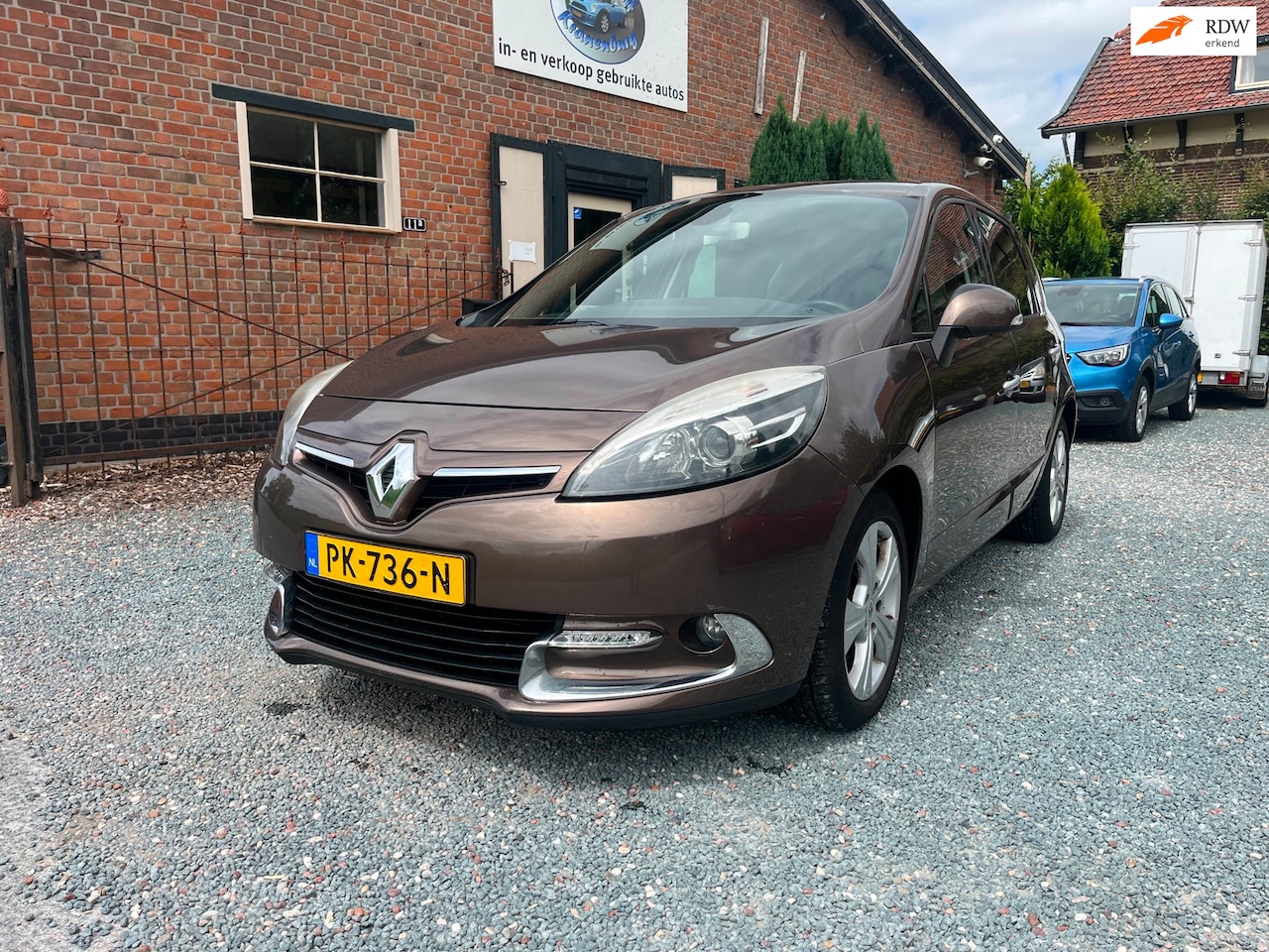 Renault Scénic - 1.4 TCe Bose 1.4 TCe Bose ( Airco + Navigatie + Trekhaak ) - AutoWereld.nl