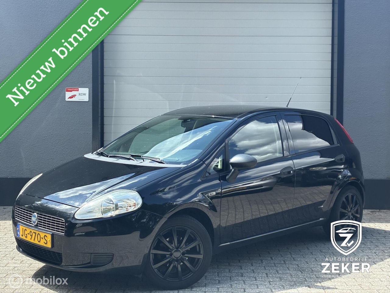Fiat Grande Punto - 1.4 Active / airco / lange apk / - AutoWereld.nl