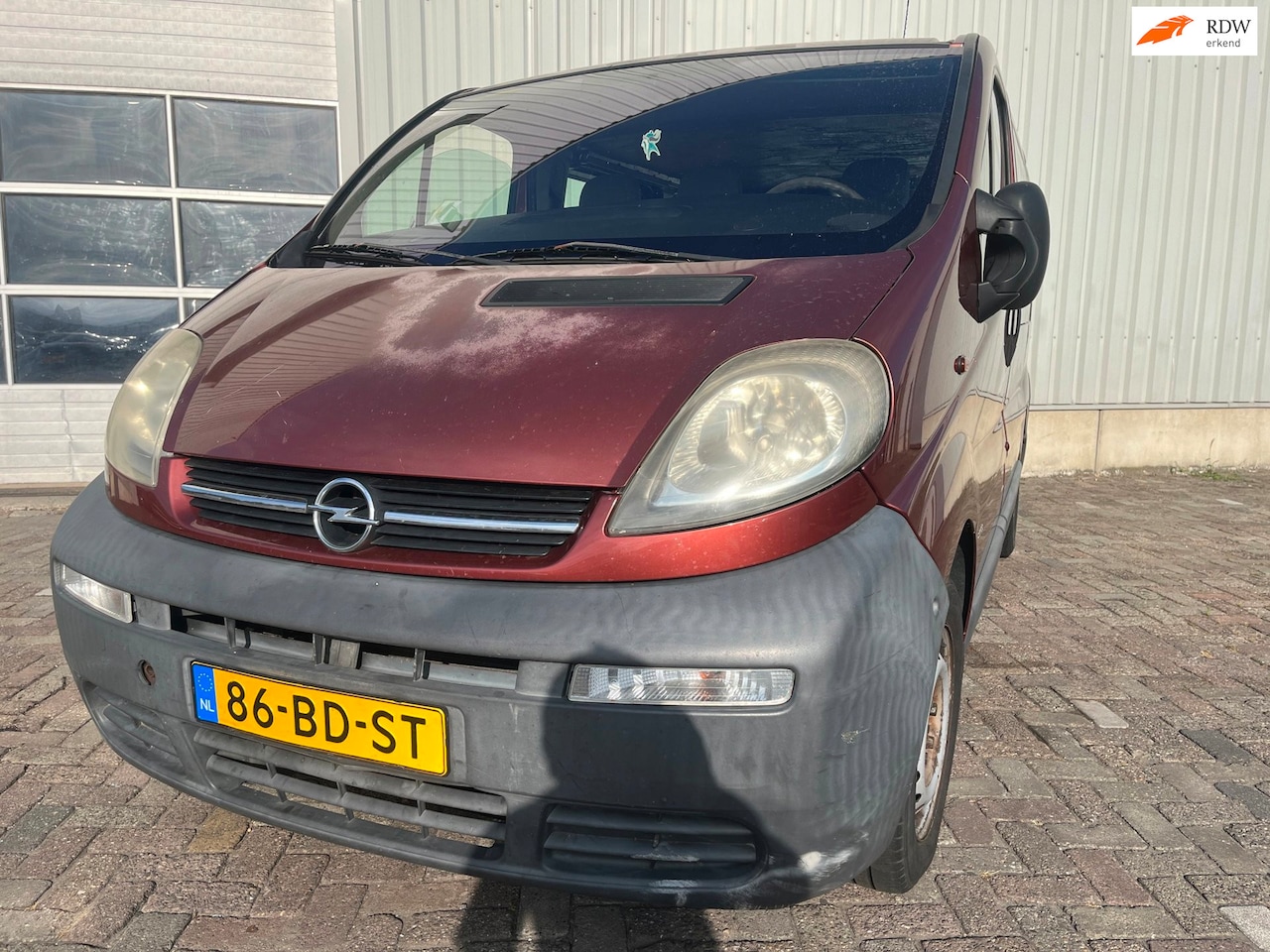 Opel Vivaro - 1.9 DTI L1H1 - Start niet - Motor defect - Schade - AutoWereld.nl