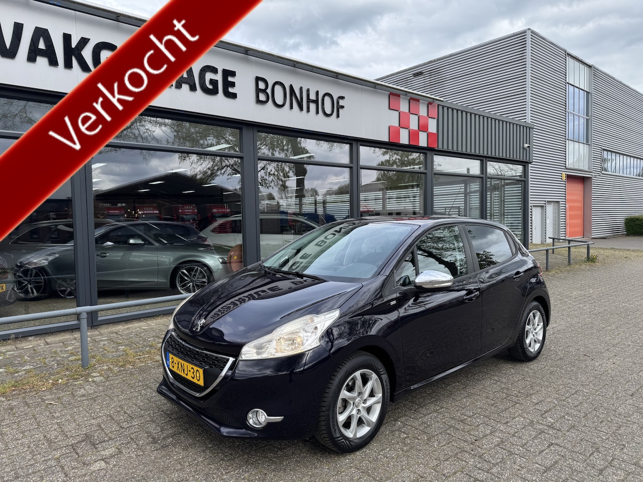 Peugeot 208 - 1.2 VTi Style CRUISE-AIRCO-TREKHAAK - AutoWereld.nl