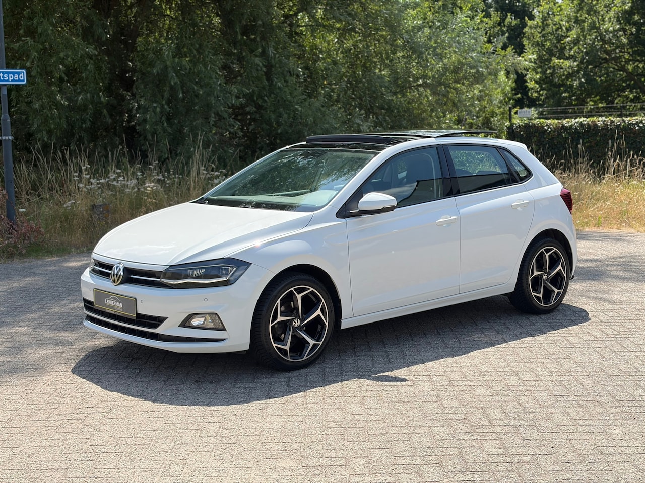 Volkswagen Polo - 1.0 TSI Highline PANO I R- LINE I DEALER ONDH I NAVI I LED I STOELVERW - AutoWereld.nl